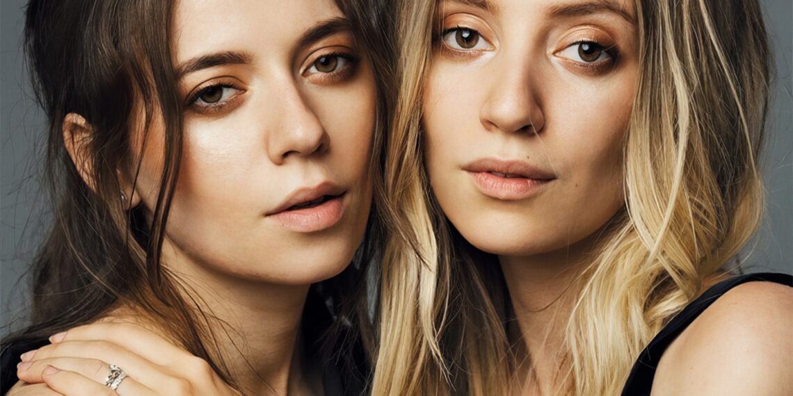 The young & the restless Raquette sisters