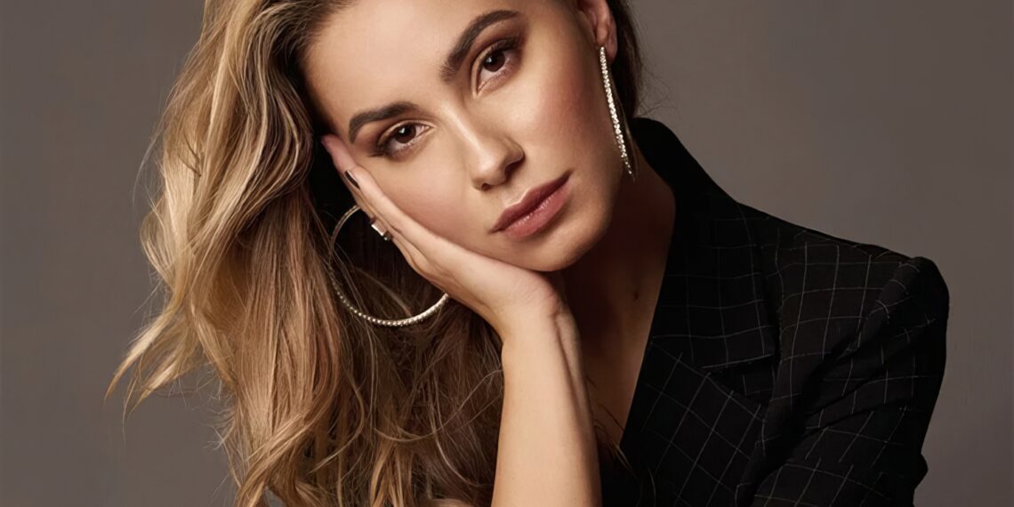 Яна Парнова