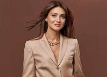 Александра Михайлова